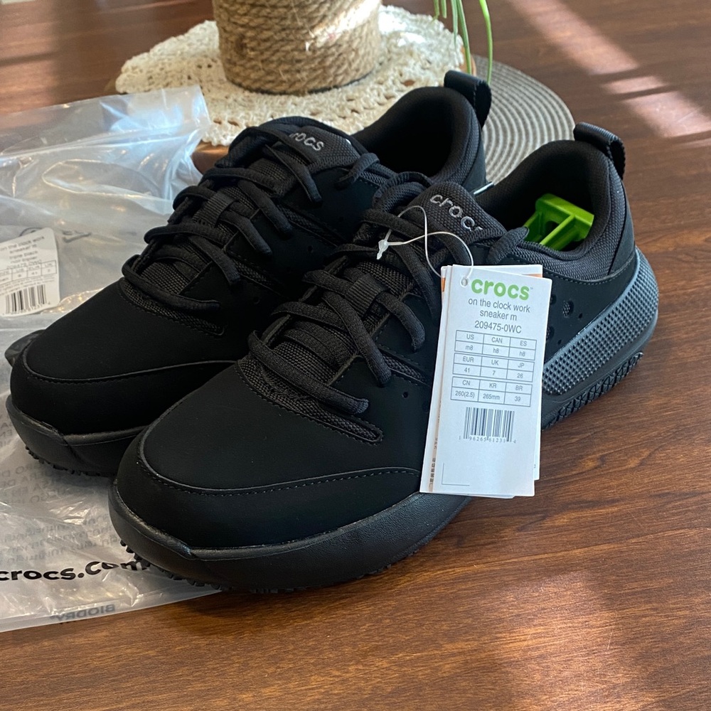 Crocs Men's On The Clock Work Sneaker men’s size 8